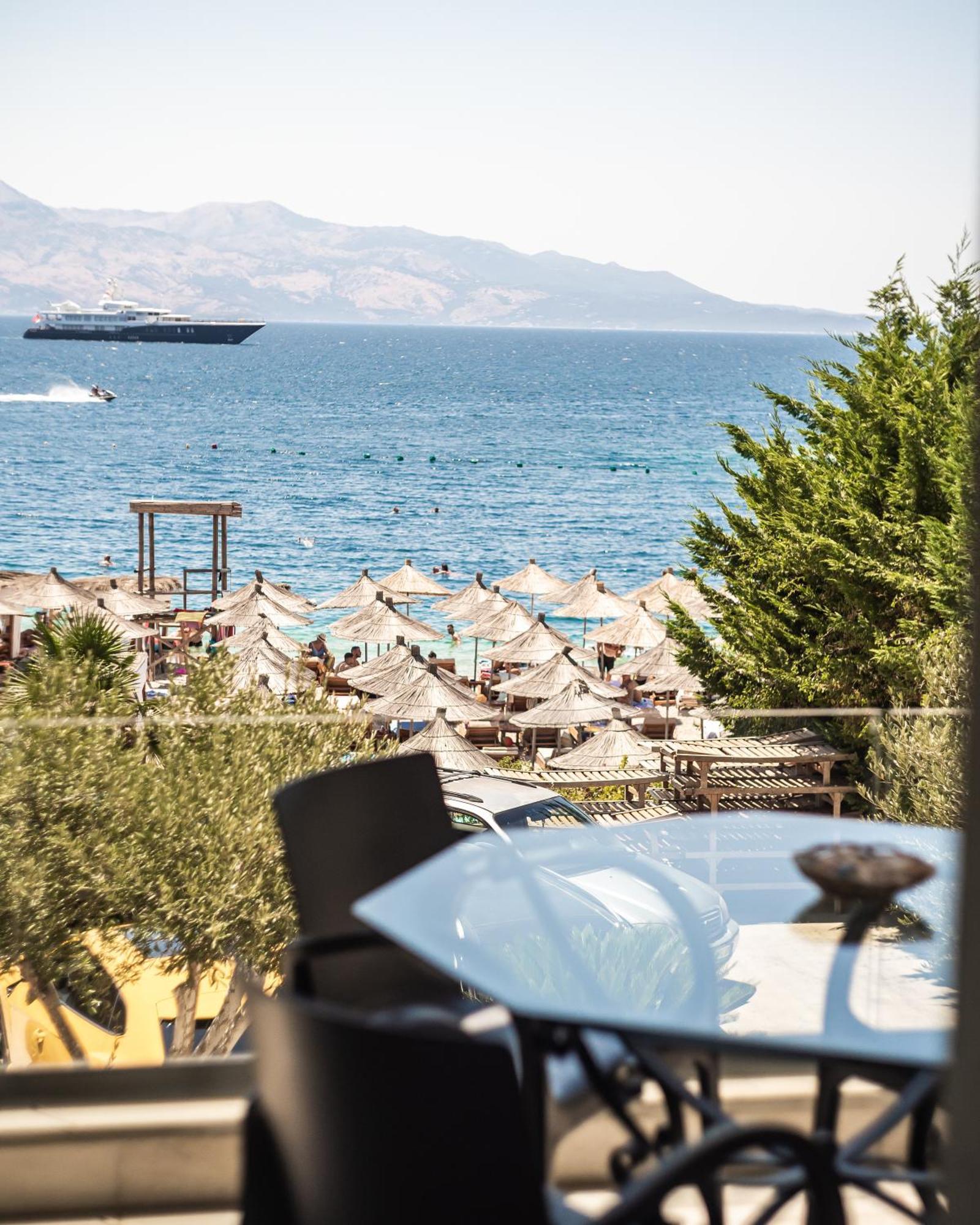 エピロス ホテル Sarandë エクステリア 写真